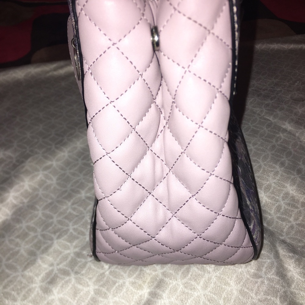 Handbag - Picture 2 of 4